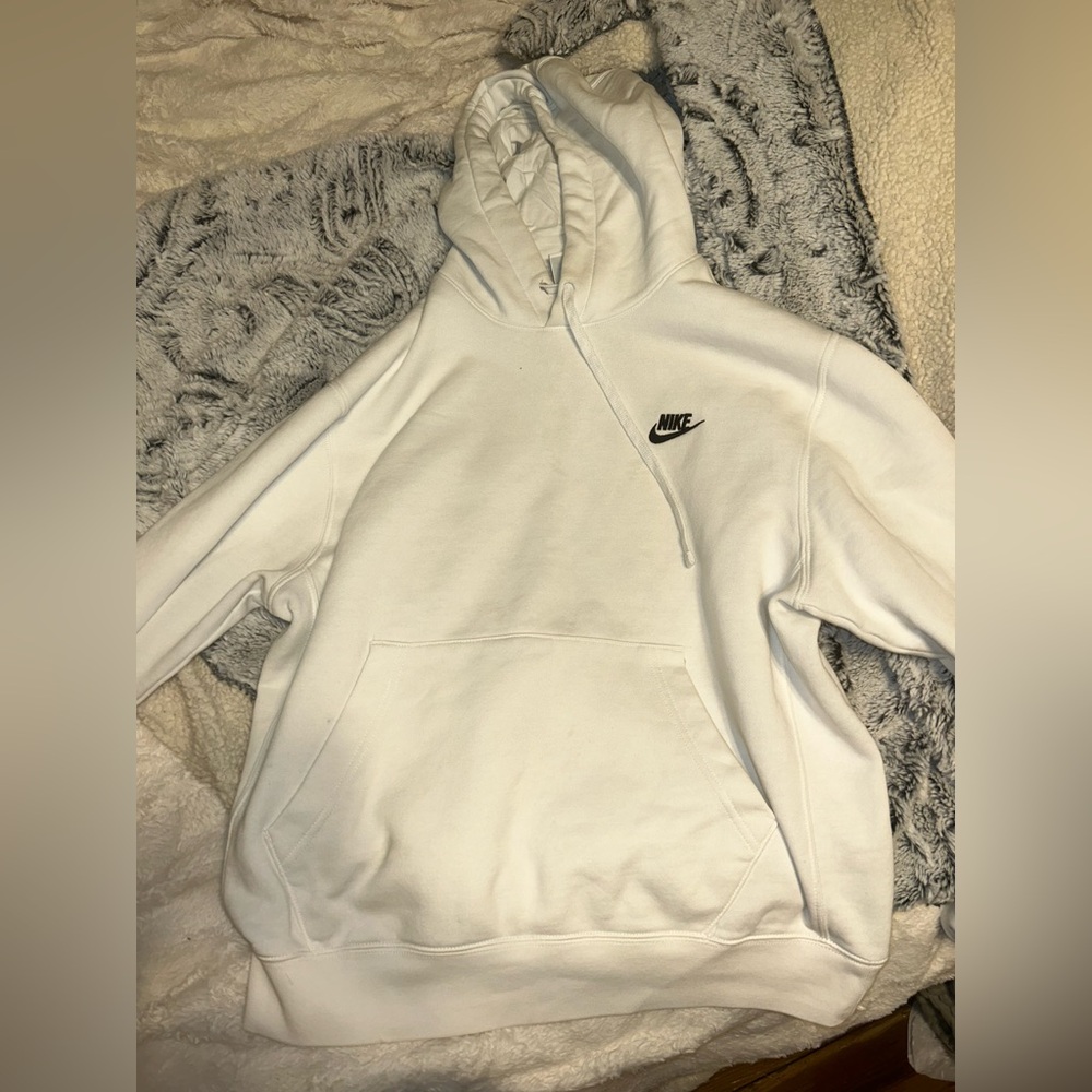 white nike hoodie